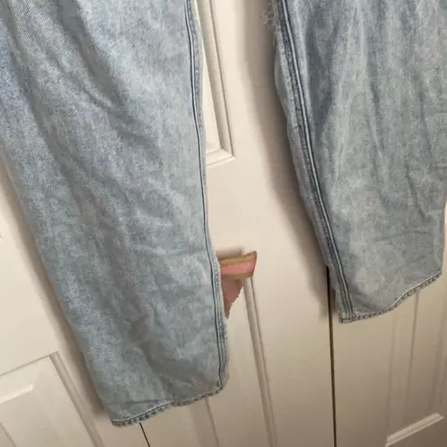 American Eagle  Highest Rise Baggy‎ Straight Jeans Light Wash Distressed