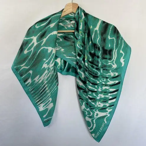 Ivanka Trump Green Abstract Pattern Silk Scarf women's square scarf headscarf