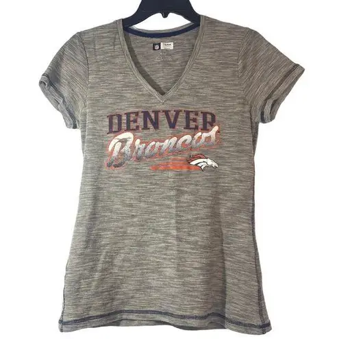 NFL Team Apparel  Denver Broncos Gray Distressed Logo Womens Tee sz M