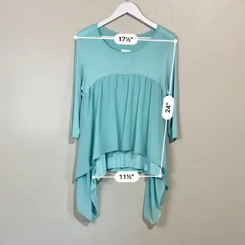 Kim And Cami Women’s 3/4 Sleeve Flowy Shirt Light Blue Size Medium NWT FLAW