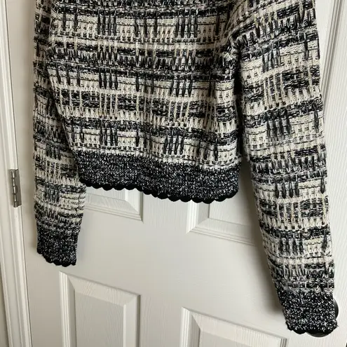 House of Harlow 1960 Black and Cream Knit Sweater Size Medium