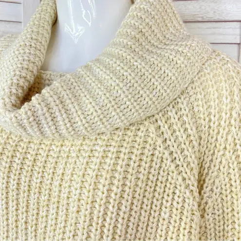 Moon & Madison Waffle Knit Cowl Neck Crop Sweater Cream Beige Small Long Sleeve