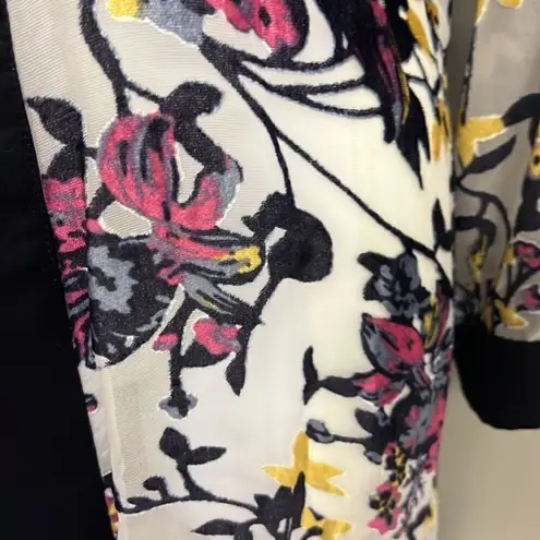 Tahari Women’s Velvet Mesh Sheer Floral Intimates Robe with Belt- Medium - Image 11