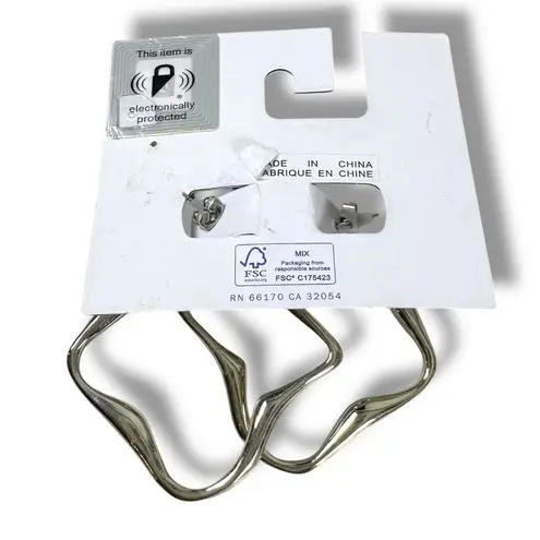 Urban Outfitters  Eos Square Hoop Earrings in Silver NWT