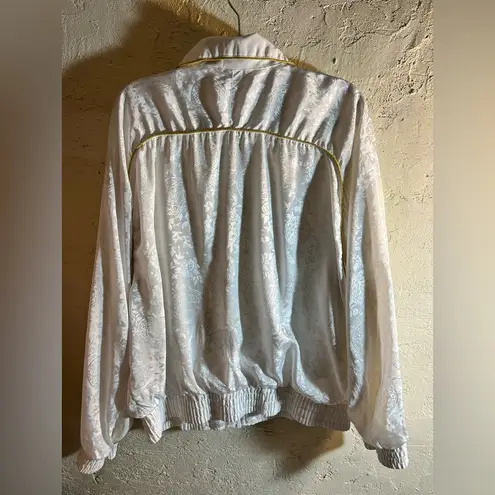 Vintage Ellesse Athletic Jacket Embossed White design w gold piping Zip front Size undefined
