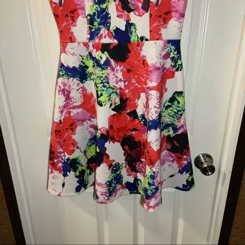 Milly by Design Nation Multicolor Scuba Knit Fit & Flare Dress size 6