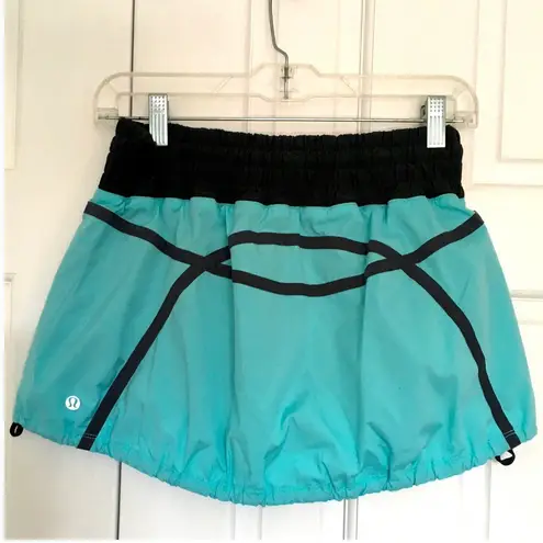 Lululemon Run Tracker Skirt (Skort) Size 6