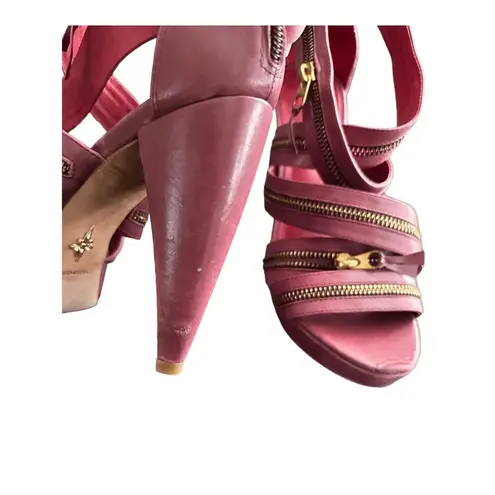 Pour La Victoire VERO CUOIO Maroon Platform Strappy Gold Zipper Heels Size 8