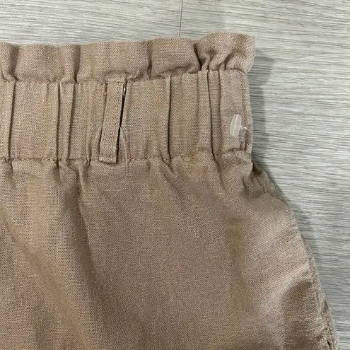 Heart & Hips nwot // paperbag linen blend shorts with pockets