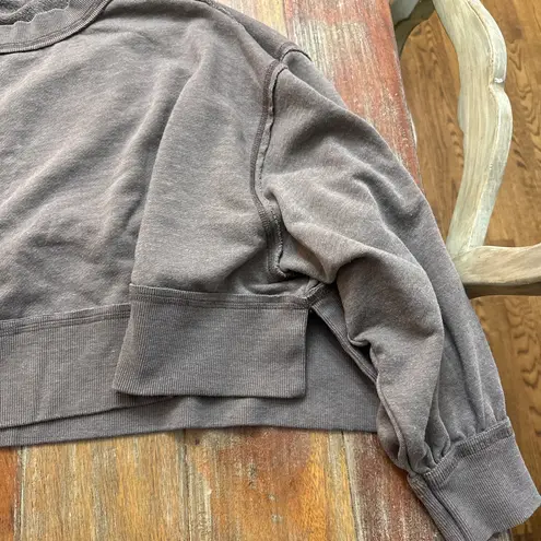 Women's LaBiz Brown Crew Neck Cropped Sweatshirt Small