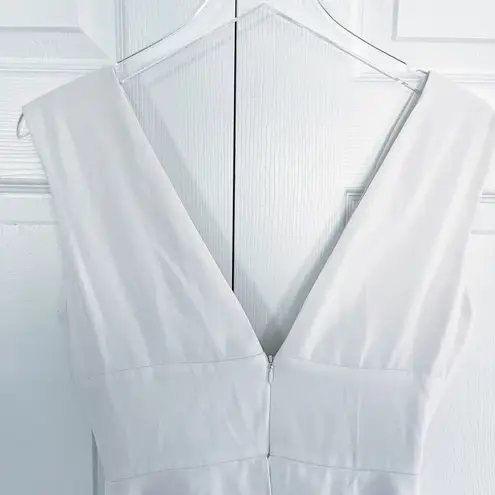 Lavish Lice Lavish Alice White Asymmetrical Plunge Front Midi Dress