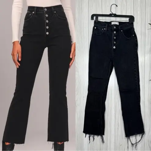 Abercrombie & Fitch  The Kick Flare Ultra High Rise Jeans Frayed Ankle Crop 26/2