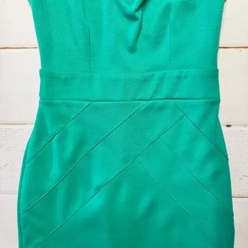 Dorothy Perkins - Women’s Teal Green Fitted Dress - Size 6 (34 Euro)