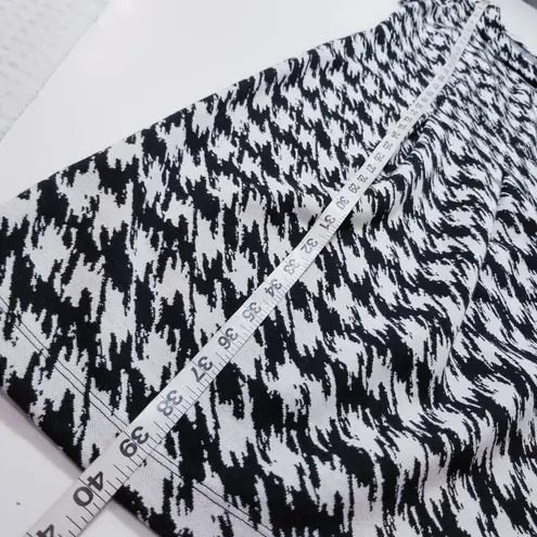 Adrienne Vittadini Hounds tooth Sheath Dress Black White Combo