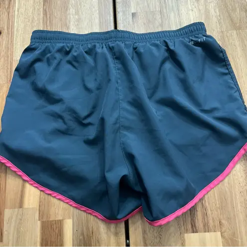 Nike  Dri-FIT Tempo Running Shorts Women’s XS Gray Pink Trim
