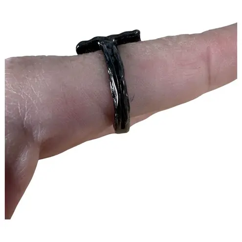 Sterling Silver 925 Peridot Artisan Ring Approximate Size 9