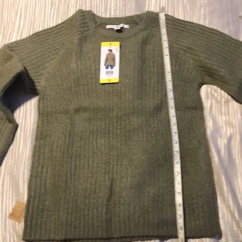 fever Bell Sleeve crewneck sweater nwt Green