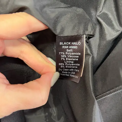 Black Halo Women's Eve La Reina Gown Black Formal Elegant Black Tie Chic Size 0