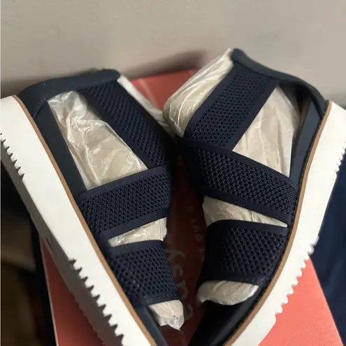 Easy Spirits Wander Flat wedge Sandals Blue Size 9