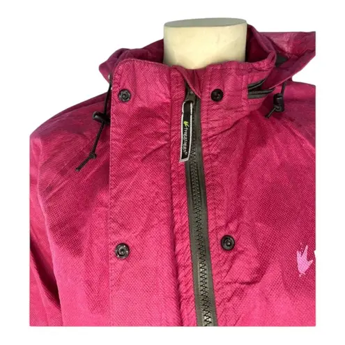 FROGG TOGGS woman classic proaction waterproof rain jacket in cherry size small Red