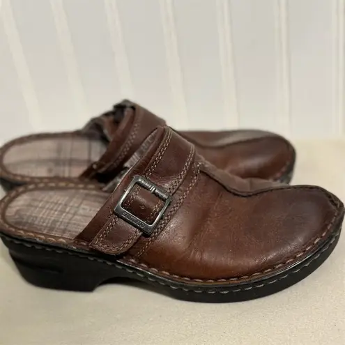 EastLand Mae 6M Brown Leather Clogs Mule Chunky Buckle Cottagecore Comfort Shoe