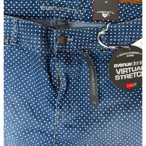 Avenue Denim Virtual Stretch Woman’s Blue/ White Polka Dot Jean Shorts Size 20 Blue