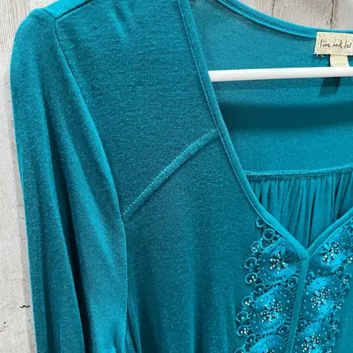 Live and let live Blue Long Sleeve Stretchy Shirt Popover Womens Large Y2K