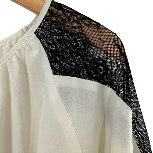 NEW/NWT Gold Hawk Ivory Silk & Black Lace Dolman Sleeve Blouse Size Medium Top