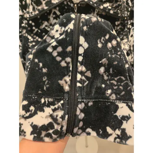 Onque Casuals L Y2K Black White Snakeskin Full Zip Velour Animal Cardigan Size L