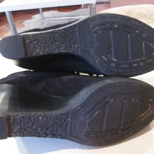 via spiga Fedora Black Suede Booties - Sz 8