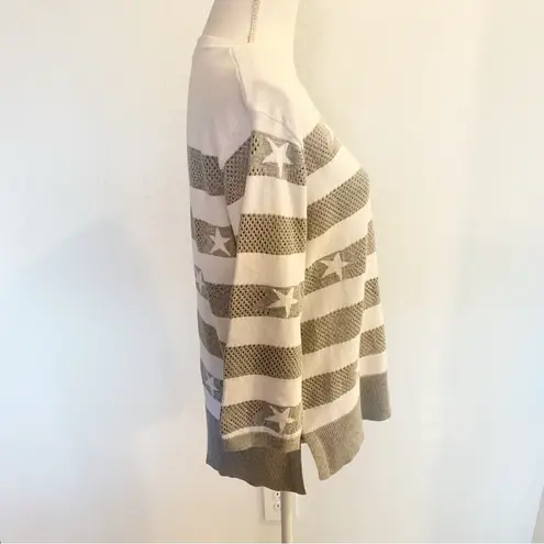 EUC Picadilly Canada White Silver Stripe Star Crew Neck Sweater Size M Multiple Size M