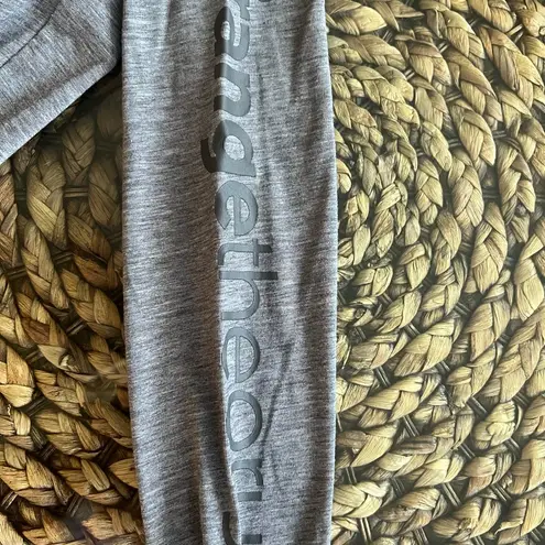 Orange Theory Size XS Grey Gray Splat Logo Long Sleeve V Open Back Knit Top EUC