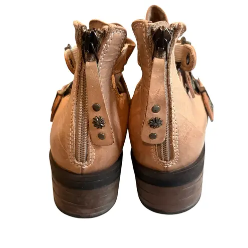 Dromedaris Kelsy Short Summer Leather Boot in Taupe Pearl, Sz 36 Tan