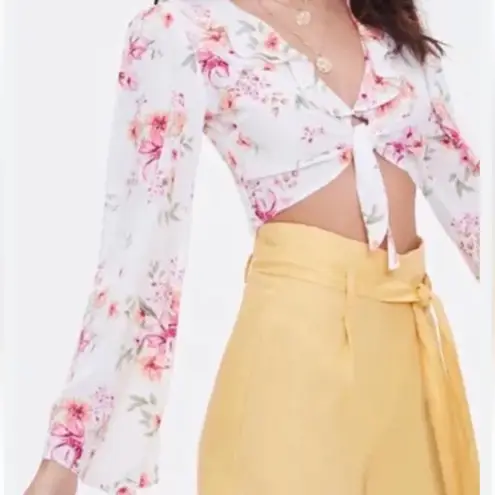 Forever 21 NWT  Self Tie Crop Floral Top Sz M