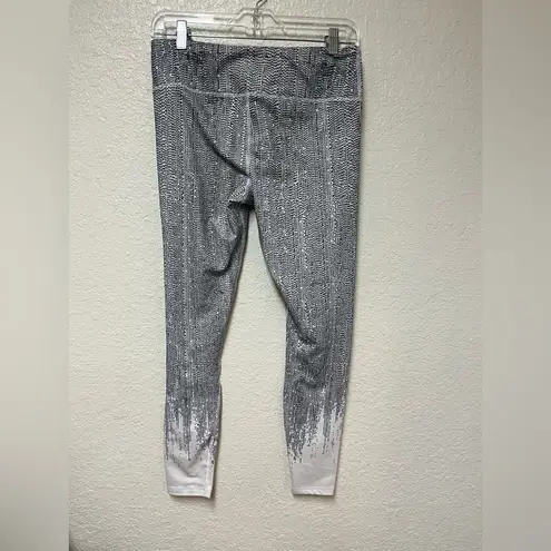 Scorpio Sol White and Black Workout Tights Size Medium