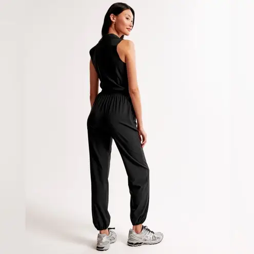 Abercrombie & Fitch  Traveler Zip-Up Jumpsuit Dark Navy Blue M Petite