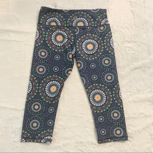 Scorpio Sol Blue Mandala Cropped Capri Athletic Yoga Leggings Size XS