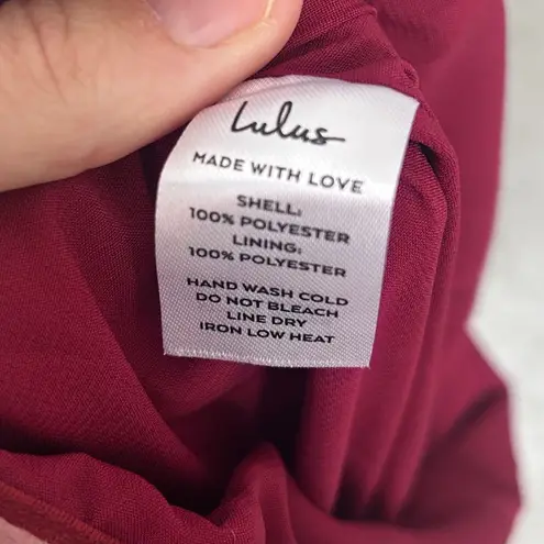 Lulu’s Absolute Romance Burgundy Off