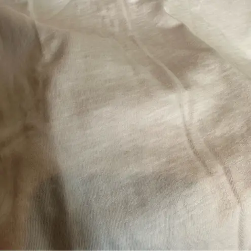 Old Navy  Love All Pride Short Sleeve Everywear Tee in White - XS, NWT Peace Sign