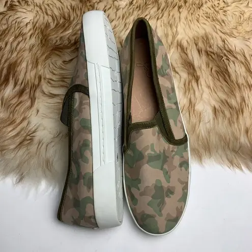 Joie  Huxley Camo Camouflage Slip On Sneakers Flats Green Tan Size 40