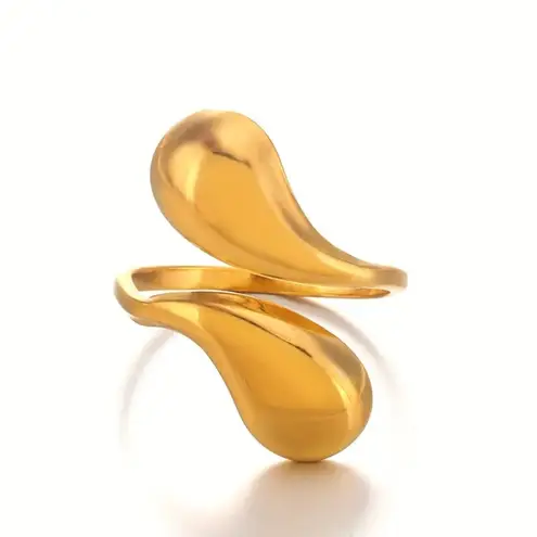 Bold Gold Water Drop Adjustable Statement Ring – Modern Sculptural Design