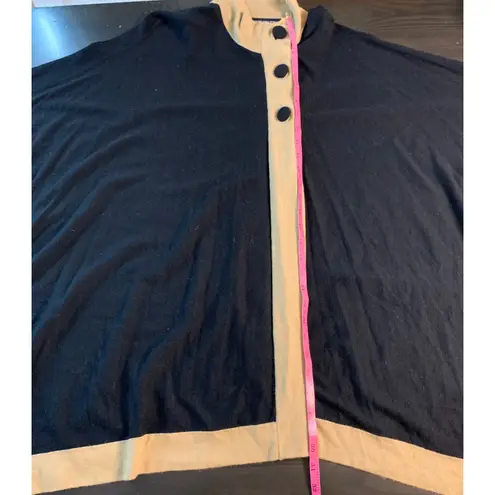 JONES NEW YORK SIGNATURE Black Tan Buttons Poncho Cape One Size Sophisticated