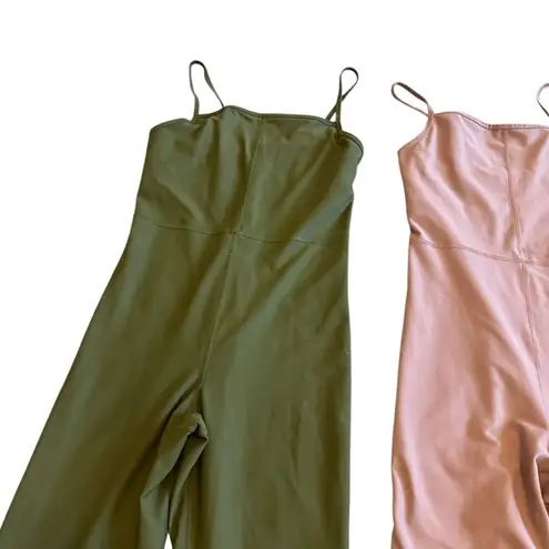 Old Navy  Set of Two Active Powersoft Go-Dry Jumpsuits Workout Athletic Sz Small - Image 4