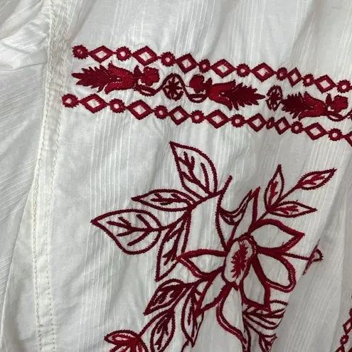 We The Free   Spring Refresh Top In White Embroidered size Large