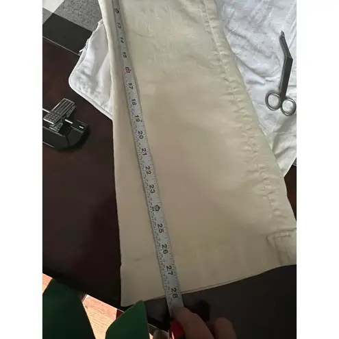 Veronica Beard Women's Straight Jeans in Cream