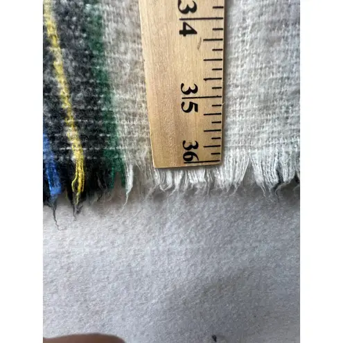 Old Navy  Blanket Scarf Tartan Red One Size Soft Fringe Plaid Cozy Heritage