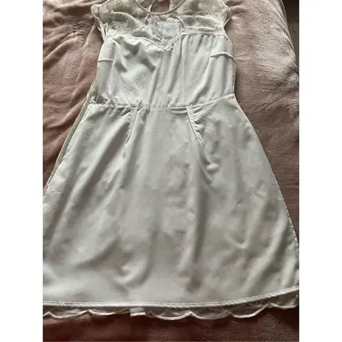 NWT Dolce Vita Kloey Silk Embroidery Dress Ivory Sz S. Formal Bridal cocktail