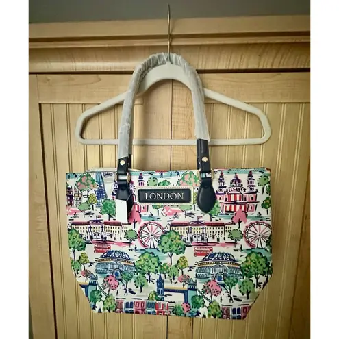 London Tote bag, Coastal Preppy purse, nylon tote bag, with zipper and pockets White