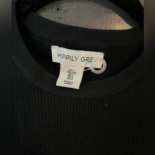 Sleek Black Ribbed Knit Tank Top Sleeveless Crew Neck Modern Basic A13 Size L