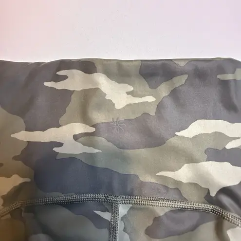 Athleta  Ultimate Stash Pocket Camo 7/8 Tight Camo Green Olive Legging Sz 2X #